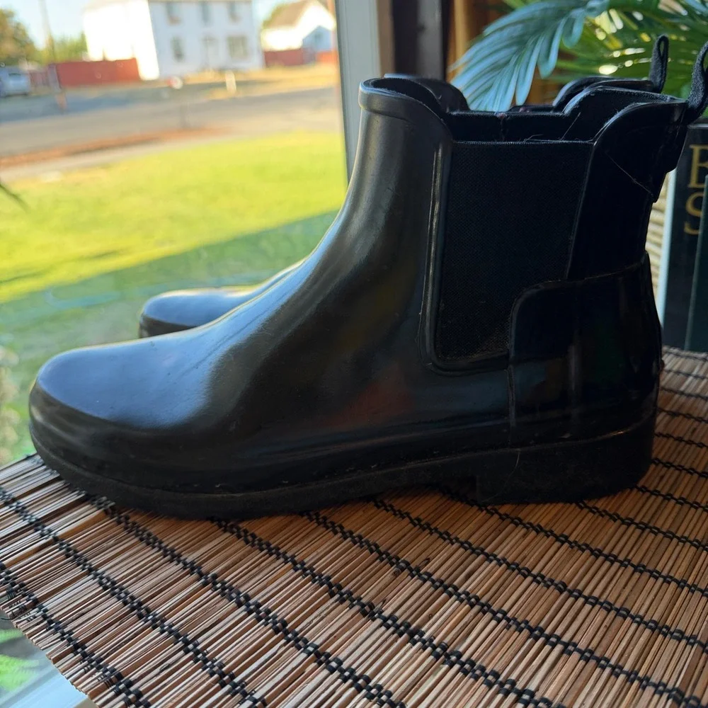 Igor Women Black Matte Chelsea Rain Boots Yellow Stitch Ankle Booties Waterproof